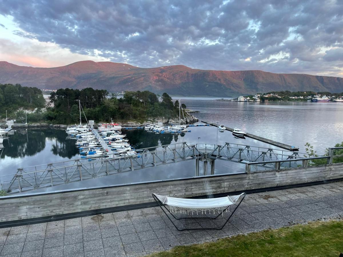 Fjord View Apartment In Alesund With Free Parking Exterior photo