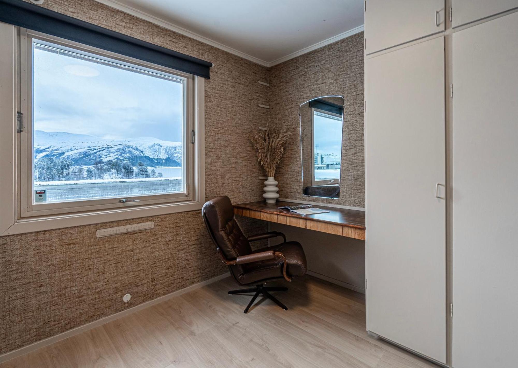 Fjord View Apartment In Alesund With Free Parking Exterior photo