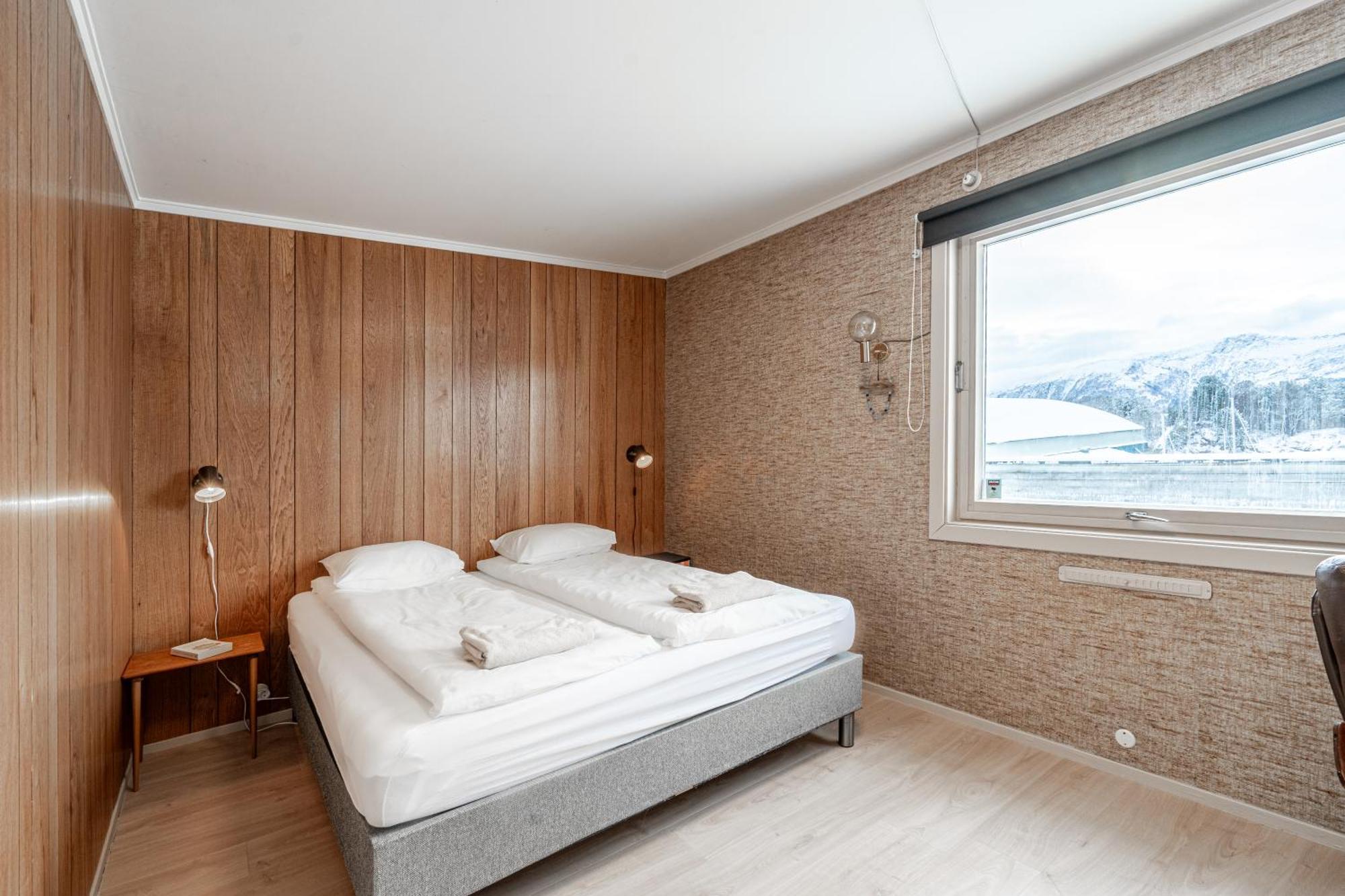Fjord View Apartment In Alesund With Free Parking Exterior photo